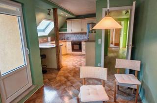 Wohnung mieten in Kirchstraße 26, 96523 Steinach, 3-Zimmer-Dachgeschosswohnung (81 m²) mit Balkon & Einbauküche