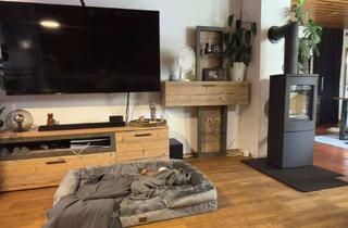 Wohnung mieten in Hofgartenweg 12, 93051 Kumpfmühl-Ziegetsdorf-Neuprüll, Gepflegte 3-Zimmer-Wohnung im Dachgeschoss in Regensburg