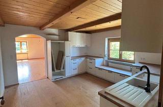 Wohnung mieten in Geilertshauser Straße, 82544 Egling, Kernsaniert: Moderne 3-Zimmer-Wohnung mit Balkon & Bergblick
