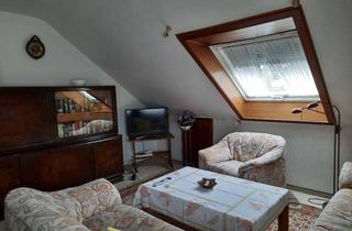 Wohnung mieten in Bessemer Strasse 74, 47807 Fischeln, Helle, gemütl., möblierte 2-Zimmer Dachgeschosswohnung in Krefeld-Fischeln