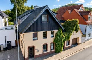 Einfamilienhaus kaufen in 33014 Bad Driburg, ***Großzügiges Einfamilienhaus mit Wintergarten, Kamin und vielseitigen Nutzungsmöglichkeiten***