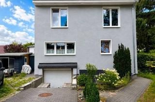 Einfamilienhaus kaufen in 15366 Hoppegarten, Familienglück auf über 1.000 m² - Großzügiges Einfamilienhaus in ruhiger Lage in Hoppegarten