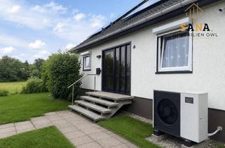 Einfamilienhaus kaufen in 32139 Spenge, Modernes Einfamilienhaus mit PV-Anlage, Wärmepumpe & traumhaftem Feldblick in Spenge