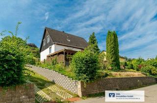 Einfamilienhaus kaufen in 32457 Porta Westfalica, Herrliche Aussichten für Ihr Zuhause:Einfamilienhaus mit großem Garten und Doppelcarport