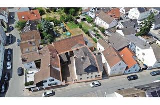 Haus kaufen in 64589 Stockstadt, Sanierungsbedürftiges Ein- bis Zweifamilienhaus mit Garage in Stockstadt