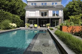 Haus kaufen in 26441 Jever, Luxuriöses Haus am See mit Pool & Sauna in Jever