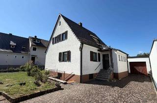 Einfamilienhaus kaufen in Paul-Löbe-Str., 90427 Boxdorf, Einfamilienhaus mit großen Grundstück. Anbau, Neubau und weitere Bebauung möglich