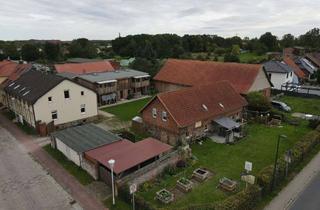 Haus kaufen in 16230 Britz, Dreifamilienhaus mit großem Garten, Carport & vielseitigem Nutzungspotenzial