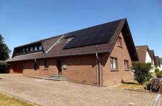 Haus kaufen in 32584 Löhne, Ländliches Anwesen in Mennighüffen mit großem Areal und 2 getrennten Wohnungen!