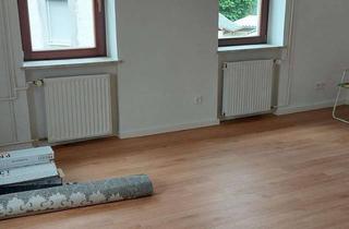 Haus mieten in Aulenhäuser Straße 11, 35789 Weilmünster, Platz für Ihre Ideen: Einfamilienhaus in Weilmünster