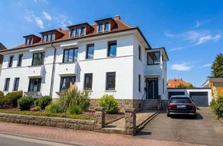 Haus mieten in 31655 Stadthagen, Exklusives Wohnen am Stadthäger Wall: Frisch sanierte Doppelhaushälfte mit großem Garten & 2 Garagen