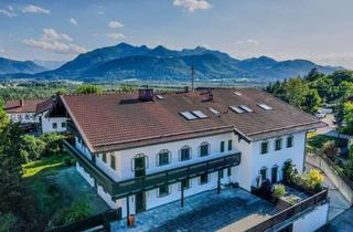 Wohnung kaufen in 83236 Übersee, Historischer Berghof – großzügiges Wohnen mit besonderem Charakter
