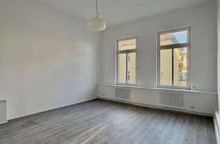 Wohnung kaufen in 99423 Westvorstadt, Attraktive 3-Zimmer-Wohnung mit Balkon in begehrter Lage von Weimar - Westvorstadt