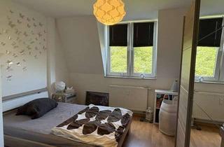 Wohnung kaufen in Kurt-Eisner-Str. 18, 08058 Zwickau, FÜR KAPITALANLEGER! Hübsche, vermietete 2-Zi-Dach-Terrassenwohnung!