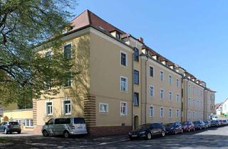 Wohnung mieten in Uhlstraße, 07549 Lusan, 2-Raum-Wohnung im sanierten Altbau mit sonnigen Balkon