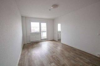 Wohnung mieten in Uranusstr. 38, 06118 Halle, Kleine 1-Zimmerwohnung mit Balkon