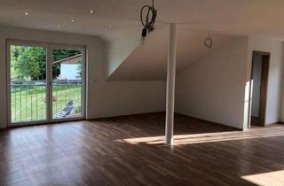 Wohnung mieten in Steinäckerweg 13, 93455 Traitsching, 3-Zimmer-Wohnung mit Balkon in Traitsching
