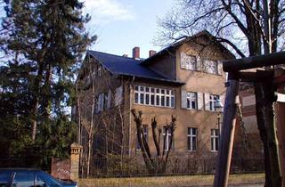 Wohnung mieten in Dürerstraße 25, 12203 Lichterfelde, Stilvolle, geräumige 3-Zimmer-Wohnung mit verglaster Terrasse und Einbauküche in Berlin