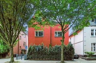 Villa kaufen in 44623 Herne-Mitte, MEHRGENERATIONENWOHNEN MIT STIL | 3 WOHNEINHEITEN · 320 m² · GARTEN · POOL · SAUNA