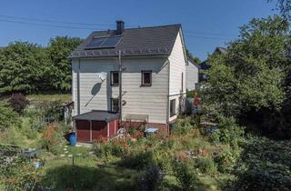 Haus kaufen in 57258 Freudenberg, Gemütliches, modernisiertes Haus mit idyllischem Naturgarten