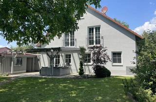 Einfamilienhaus kaufen in 91619 Obernzenn, Wohlfühlhaus mit schönem Garten, gemauertem Gartenhäuschen und Außenküche mit Holzbackofen