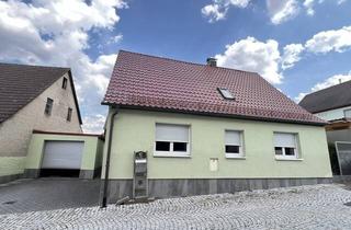 Einfamilienhaus kaufen in 91477 Markt Bibart, Einfamilienhaus mit Garage und Carport - sofort beziehbar -