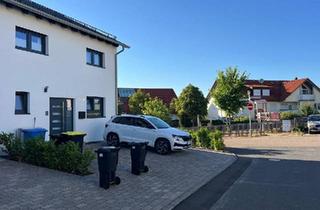 Haus kaufen in 74706 Osterburken, Osterburken - Exklusives Reiheneckhaus mit Garten und moderner Ausstattung