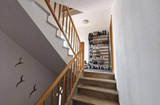 Wohnung mieten in Pfarrsiedlung 11, 85113 Böhmfeld, Großzügige 5-Zimmer-Maisonettewohnung mit Dachgeschoss, Einbauküche, Balkon, Carport & Stellplatz