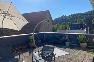 Wohnung mieten in Steinstraße, 76889 Klingenmünster, Modernisierte 3-Zimmer-DG-Wohnung mit Dachterrasse & Burgblick in Klingenmünster