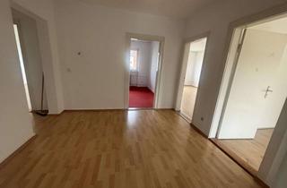 Wohnung mieten in Westring 337, 24118 Ravensberg, WG-geeignete 3,5-Zimmer-Wohnung in Uni-Nähe