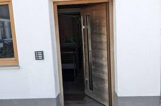 Wohnung mieten in Zweckstätt, 83109 Großkarolinenfeld, Viel Platz in dieser modernisierten 4,5-Zimmer-Wohnung in Großkarolinenfeld