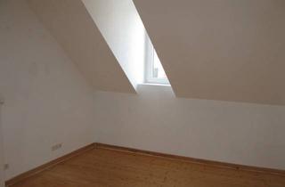 Wohnung mieten in Leonhardstr. 20, 90443 Gostenhof, Helle, freundliche Dachgeschosswohnung