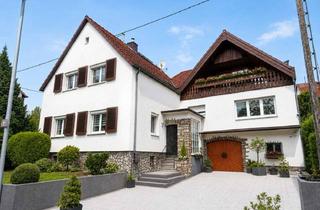 Haus kaufen in 65205 Delkenheim, ZWEI HÄUSER AUF EINEM GRUNDSTÜCK! Gepflegtes Ensemble in Wiesbaden-Delkenheim