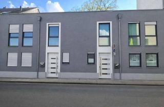 Haus kaufen in Von-Diergardt-Straße, 51069 Dünnwald, Zuhause mit 3 Zimmern und moderner Ausstattung in Köln