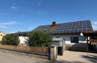 Haus kaufen in 85095 Denkendorf, Großzügiges Hanghaus mit 2 separaten Wohneinheiten und großem Garten