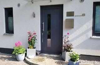 Haus kaufen in 23617 Stockelsdorf, Große DHH in Toplage von Stockelsdorf am Herrengarten und Grundschule gelegen. Prov.freier Verkauf!