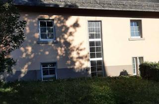 Haus mieten in 54608 Buchet, Viel Platz in Buchet: Großzügiges Reihenmittelhaus mit Garage