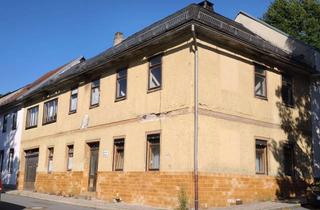 Grundstück zu kaufen in Lindenstraße, 98743 Gräfenthal, Zentrumsnahes Grundstück mit bestehendem Gebäude – ideal für Neubau/Projektentwicklung
