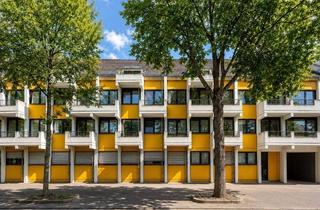 Wohnung kaufen in Brühler Straße 237, 50968 Raderthal, Hollenders Immobilien: Bezugsfreies Dachgeschoss mit großer Terrasse, Schlafempore und Stellplatz