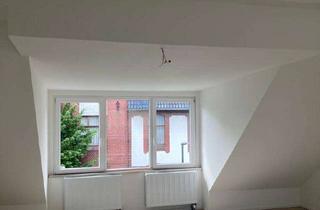 Wohnung mieten in 50354 Hürth, Lichtdurchflutetes Dachgeschoss Apartment mit großer Terrasse