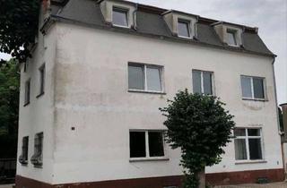 Wohnung mieten in Bahnhofstraße 53, 04934 Hohenleipisch, Wohnen mit Charakter: Großzügige Vier-Zimmer-Wohnung in Hohenleipisch
