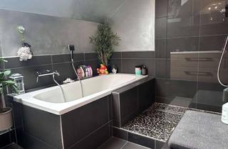 Wohnung mieten in 31199 Diekholzen, Freundliche 3-Zimmer-DG-Wohnung mit gehobener Innenausstattung mit Terrasse und EBK in Diekholzen