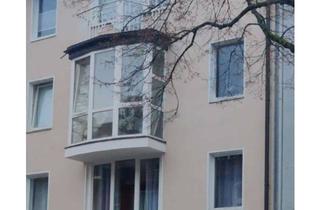 Wohnung mieten in Hildegardstr. 12, 45130 Rüttenscheid, Rüttenscheid: 3-Zimmer-Wohnung mit Balkon