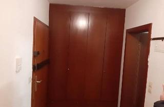 Wohnung kaufen in 64546 Mörfelden-Walldorf, Mörfelden-Walldorf - 2-Zimmer-Wohnung mit Balkon, Tiefgaragenstellplatz & Schwimmbad