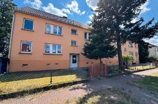 Mehrfamilienhaus kaufen in 39264 Jütrichau, Zerbst (Anhalt) - MFH mit 8Wohnungen +8 Garagen