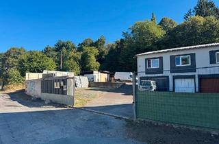 Haus kaufen in 57076 Siegen, Siegen - Siegen Weidenau Anlageobjekt mit Wohn-, Garagen- und Lagerflächen