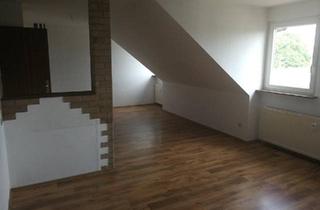 Wohnung kaufen in 01877 Bischofswerda, Bischofswerda - Schöne Eigentums- Dachwohnung