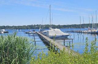 Wohnung kaufen in Am Großen Wannsee, 14109 Wannsee, Rarität: Traumwohnung am Großen Wannsee – mit Turmzimmer und eigenem Steg