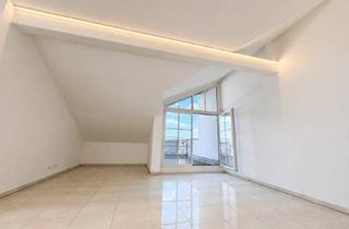 Wohnung kaufen in 82041 Oberhaching, Stilvolle 2-Zimmer-Dachgeschosswohnung in ruhiger Wohnlage von Oberhaching