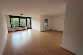 Wohnung kaufen in Sprödentalstraße 90, 47799 Cracau, Ruhige, lichtdurchflutete, sehr gut angebundene 3-Zimmer-Wohnung in Krefeld-Cracau